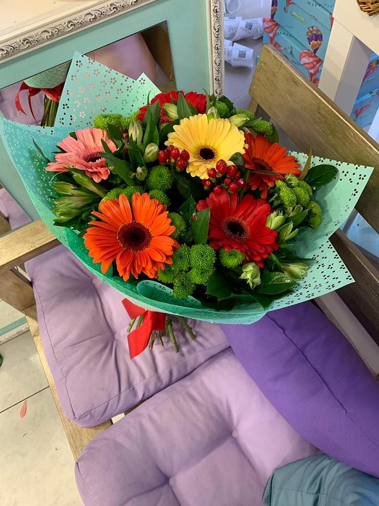 Букет цветов из: Герберы, Хризантемы и Альстромерии в Щиграх