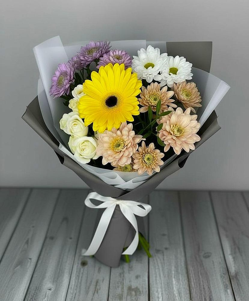 Букет цветов из: Розы, Герберы и Хризантемы в Щиграх