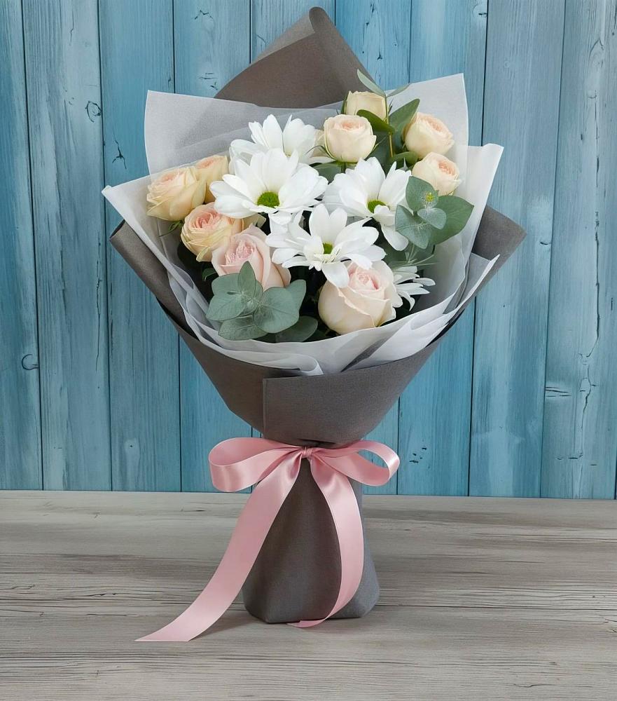 Букет цветов из: Хризантемы и Розы в Щиграх