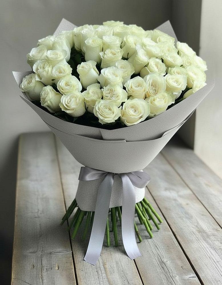 Букет 35 Белых роз в Щиграх