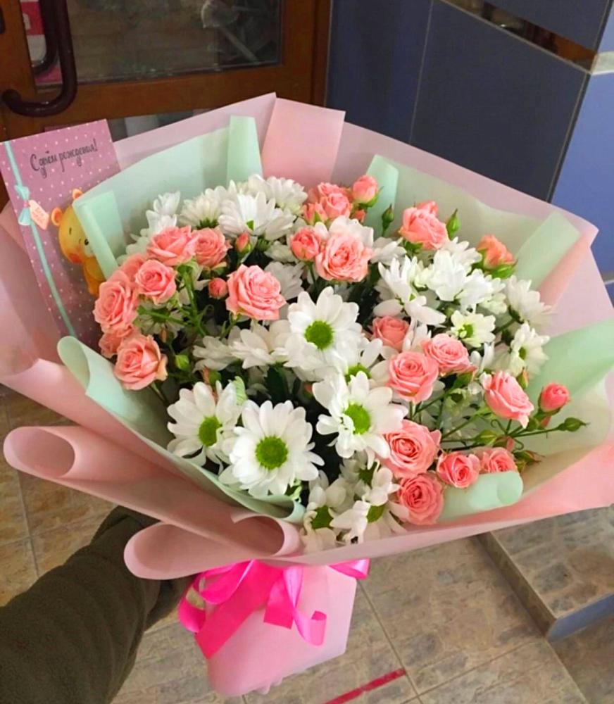 Букет цветов из: Розы и Хризантемы в Щиграх