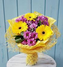 Букет цветов из:  Хризантемы и Герберы в Щиграх