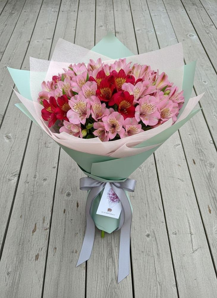 Букет цветов из: Альстромерии в Щиграх