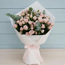 Букет цветов из:  Розы #REPLACE_PRED# Щиграх